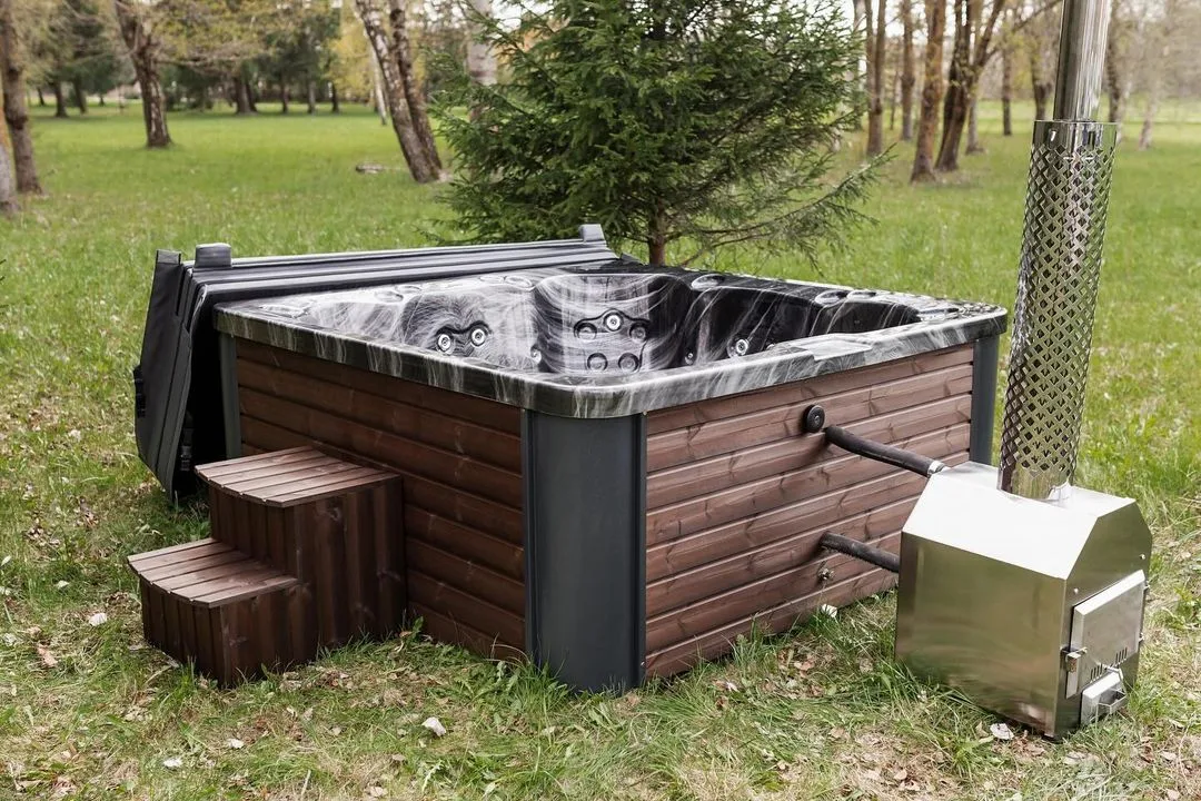 houtgestookte hottub extern 11 04